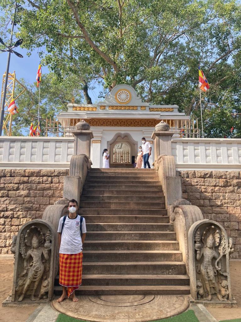 jaya-sri-maha-boddhi-anuradhapura