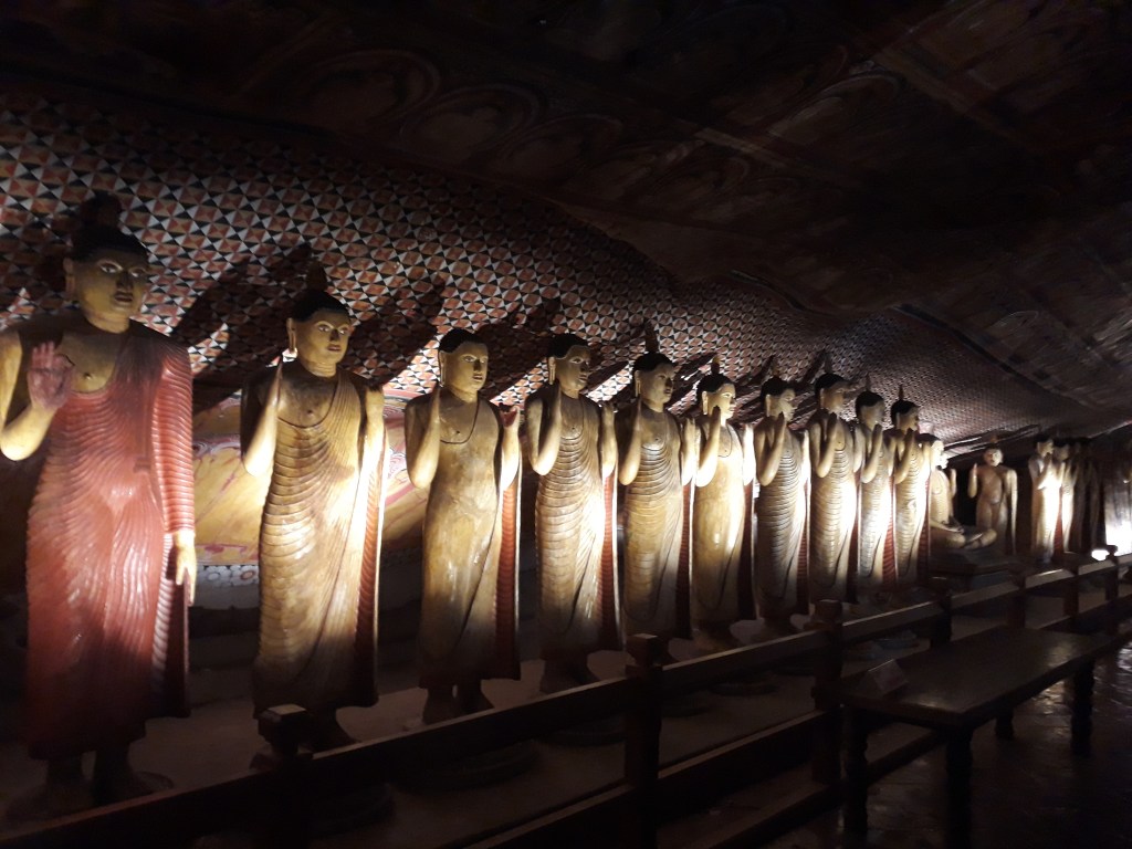 dambulla-templo-caverna
